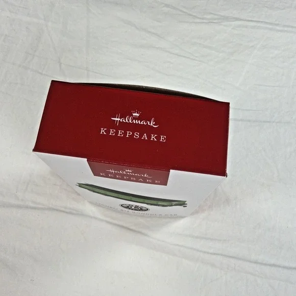 Hallmark Keepsake 2025 Lionel 812 Gondola Car * Metal, Wheels Turn * New in Box - Picture 2 of 6